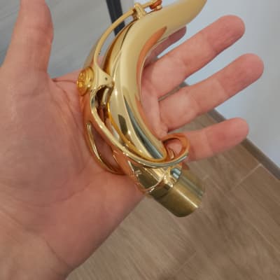 Yamaha Custom E1 tenor saxophone neck gold lacquer. image 8
