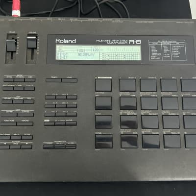 Roland R-8 Human Rhythm Composer 1980s - Black