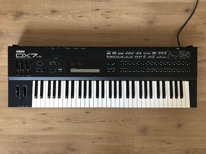 Yamaha DX7IID 61-Key 16-Voice Digital Synthesizer image 1