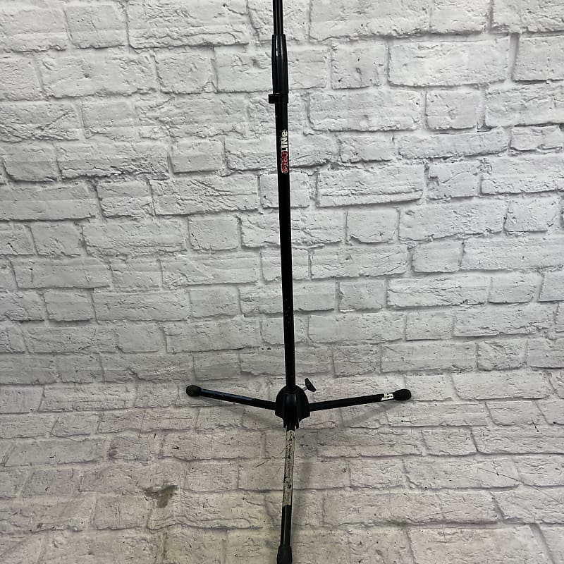 Unknown Straight Mic Stand Reverb