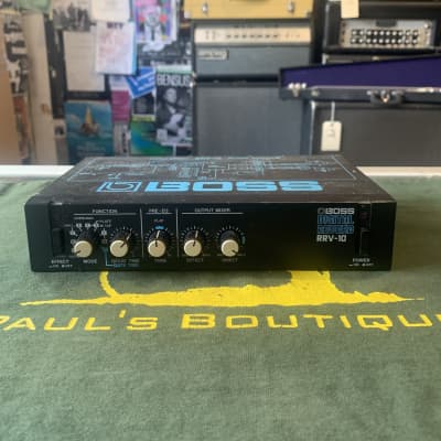 値下げ！BOSS RRV-10 DIGITAL REVERB アダプターおまけ Boss RRV-10 Digital Reverb - 80's Vintage Boss Micro Rack