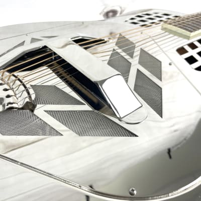 Royall Resonators Royall Trifecta Bright Mirror Nickel Finish Brass Body Tricone Resonator Guitar image 10