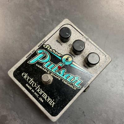 ギター Electro Harmonix Pulsar Electro-Harmonix Stereo Pulsar | Reverb