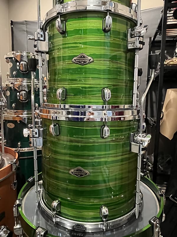 Tama Starclassic Walnut Birch Lacquer Shamrock Oyster Drum Set