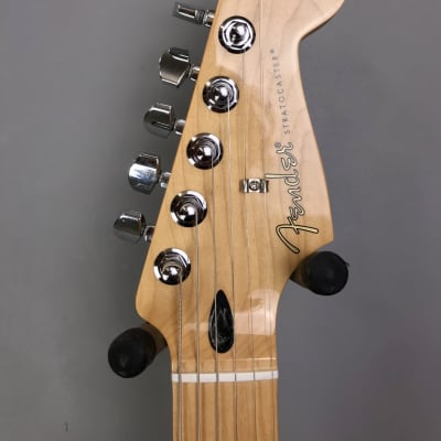 Fender Player Seriers Stratocaster HSS with Maple Fretboard 2020 Silver image 4