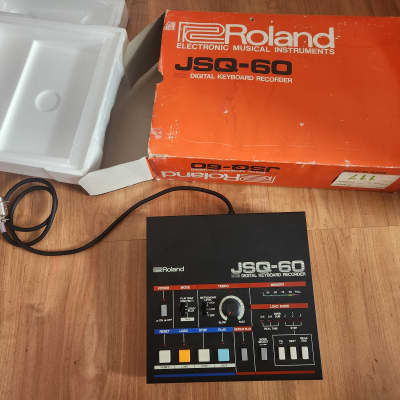 Roland JSQ-60 Digital Keyboard Recorder 1983 -1988 - Black