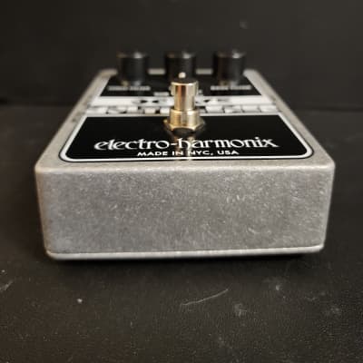 Electro-Harmonix Octave Multiplexer Analog Sub-Octave | Reverb