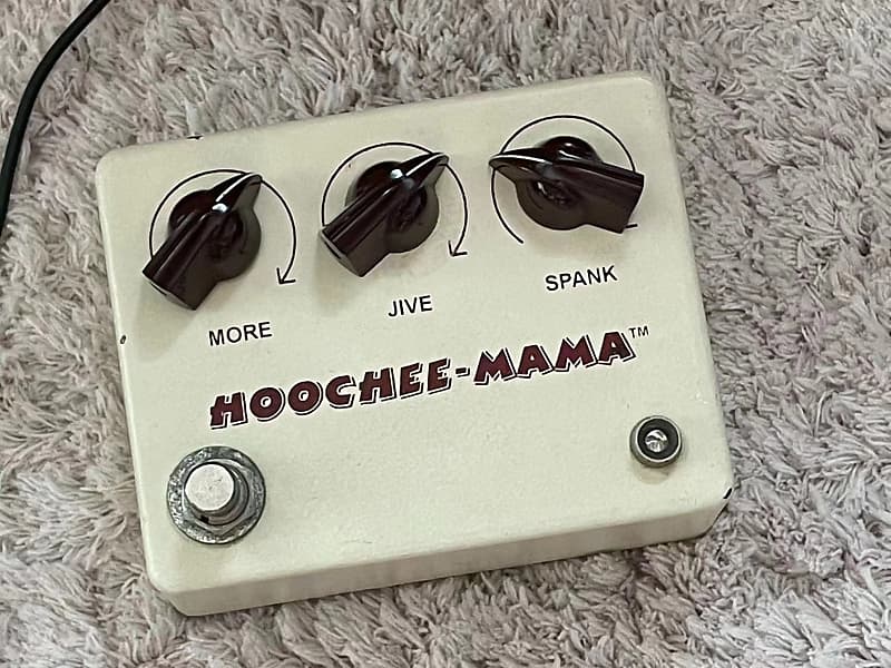 Browntone Electronics HOOCHEE MAMA Overdrive | Delicious Audio