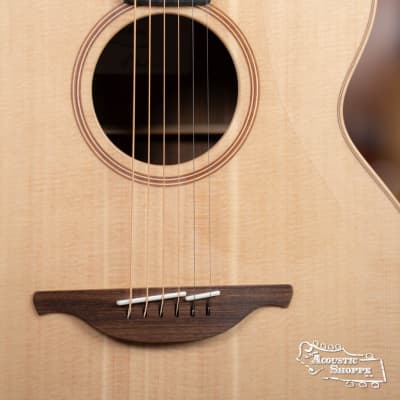 Lowden O-21 Sitka/Walnut Acoustic Guitar #7533 image 7