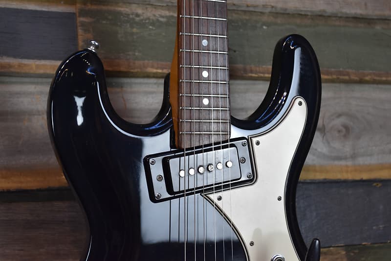 Aria 1702T (Univox Hi-Flier) 1970's Black | Reverb