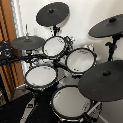 Roland TD-25K V-Drum Kit with Mesh Pads
