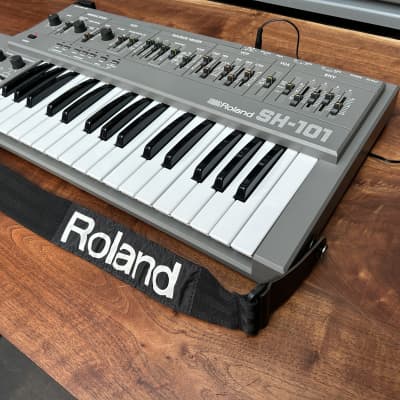 Roland SH-101 Monophonic Analog Synthesizer | Reverb