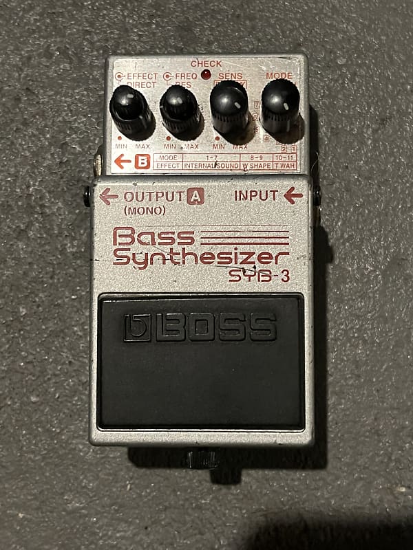 BOSS - SYB-3 Bass Synthesizer - YouTube