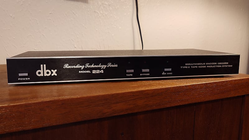 dbx 224