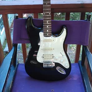 80's Vintage HONDO H-77 Stratocaster Copy Electric Guitar / HSS