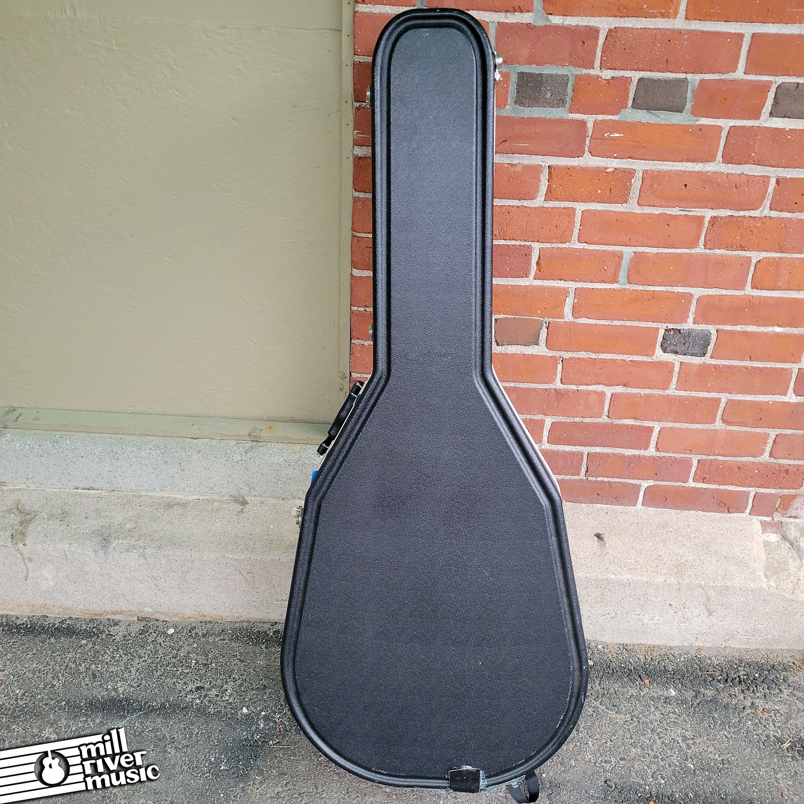 Tkl acoustic deals guitar case