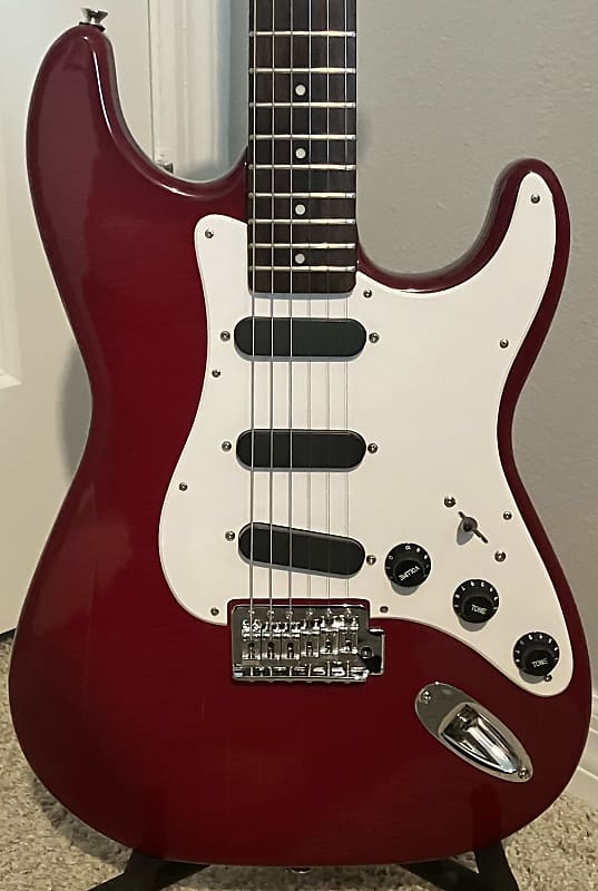 Hondo II - Red Stratocaster image 1
