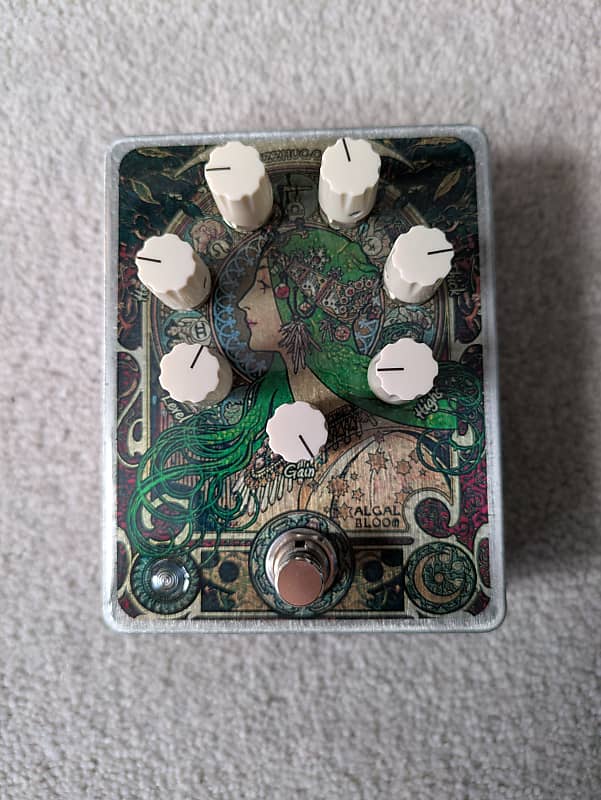 Fuzzhugger Algal Bloom