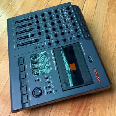 Tascam 424 PortaStudio