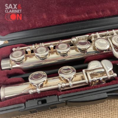 Yamaha YFL261 flute image 4