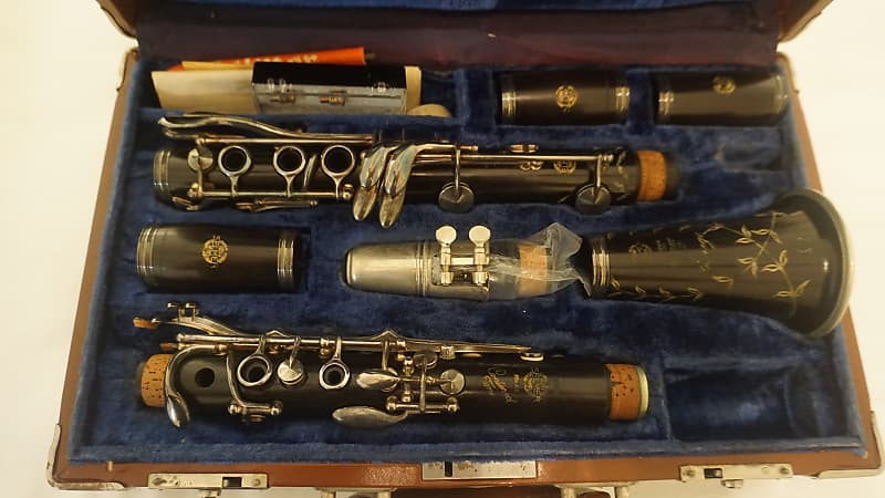 Selmer Omega Clarinet