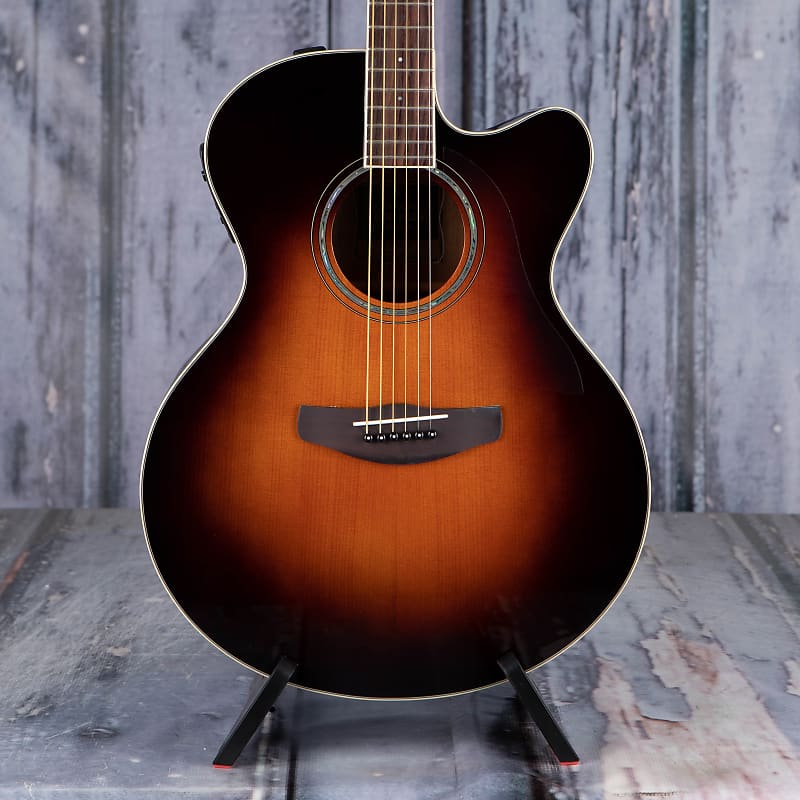 Yamaha CPX600 Medium Jumbo Cutaway Acoustic/Electric, Old Violin Sunburst image 1