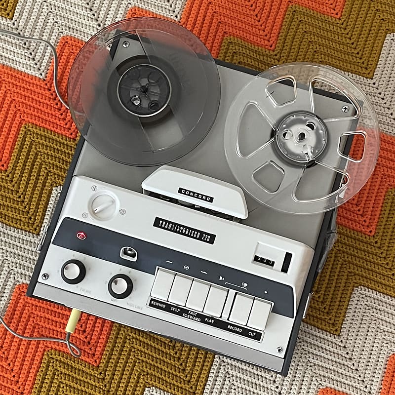 Concord Reel to Reel Tape Recorder - 1960’s Near Mint Condition! - Works  Perfectly and Sounds Amazing! - Epic Reel to Reel!