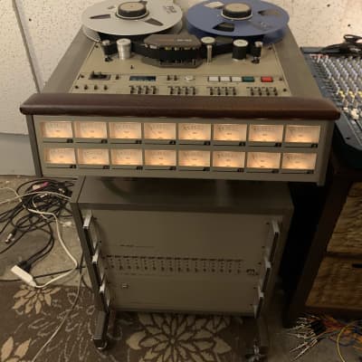 AEG / Telefunken M15a - 2 Track 1/4 Tape Recorder / Reel-to-Reel / Master  Tape Machine