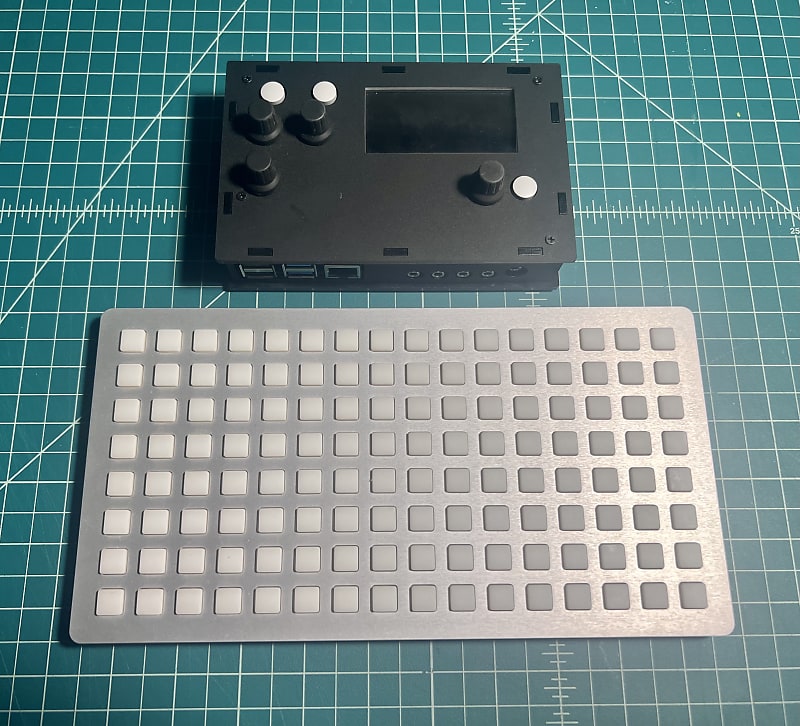 Monome Norns Clone + Grids 128 2021 - Silver + Black