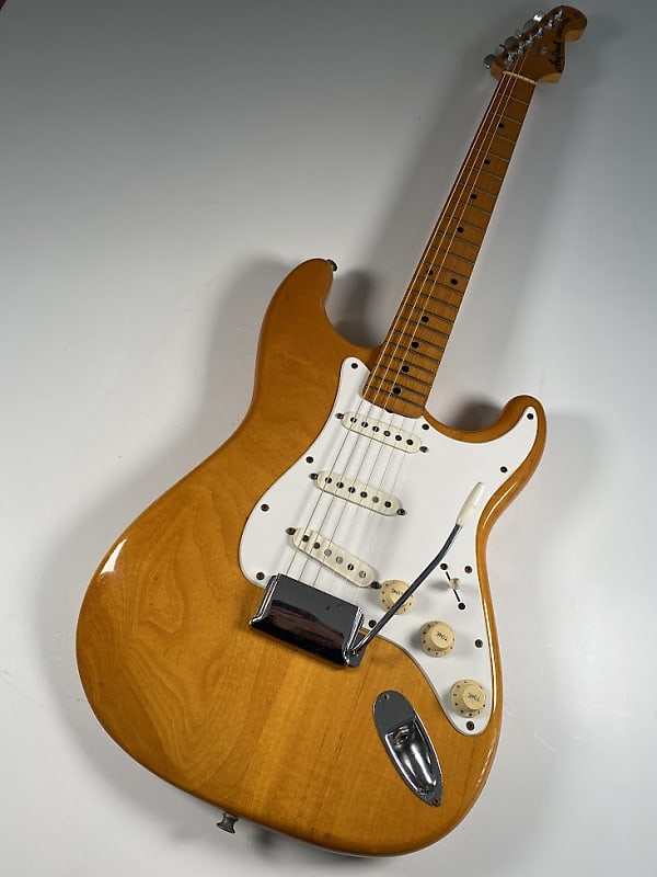 新到着 ST-600 II Pro Aria Stagecaster Type Stratocaster MIJ '77 ギター