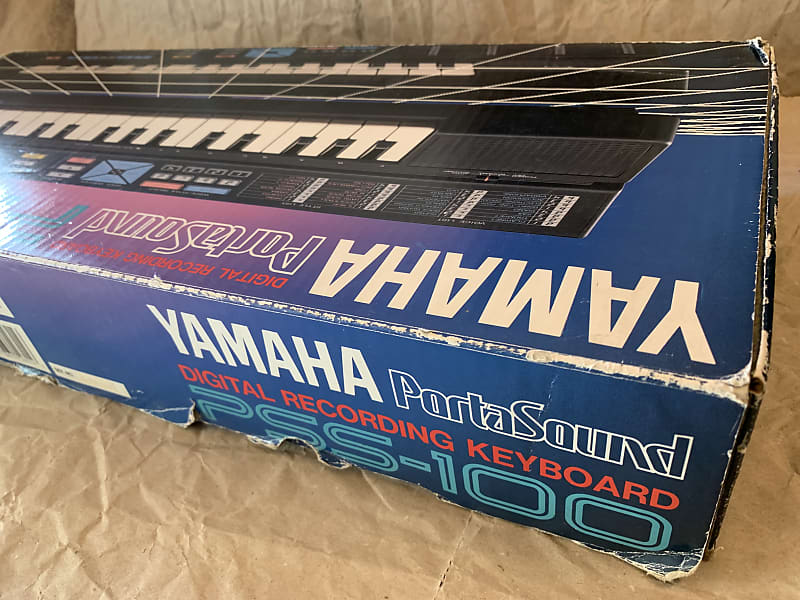 YAMAHA PSS-100 ポータサウンド デジタル録音キーボード テクノ Yamaha PSS-100 Vintage Synthesizer Demo - No Talking - YouTube