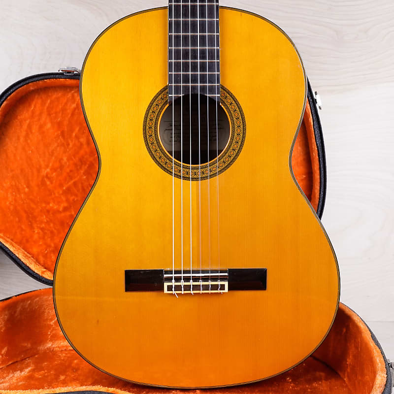 Yamaha C-150 Classical Guitar MIJ 1976 Spruce Top w/ Hard