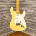 Squier by Fender 70s Classic Vibe Strat Guitar Vintage White (1134)