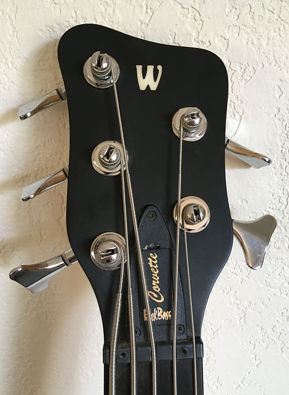 Warwick Corvette Basic 5 String Fretless 32