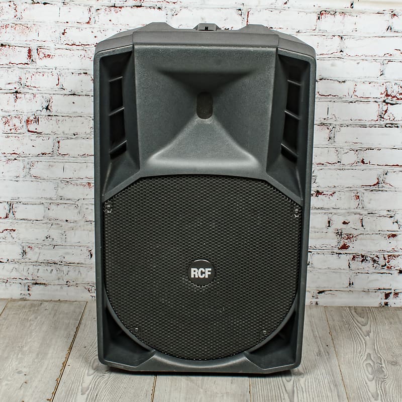 RCF ART 735-A 1400-watt Powered 15-Inch PA Loudspeaker w/ Bag x1237 (USED) image 1