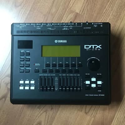 Yamaha DTXtreme 900 Drum Module #1 with Mounting Plate & Manual - (Still Looks New) image 1