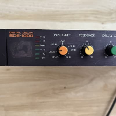 Roland SDE 1000 - Gearspace