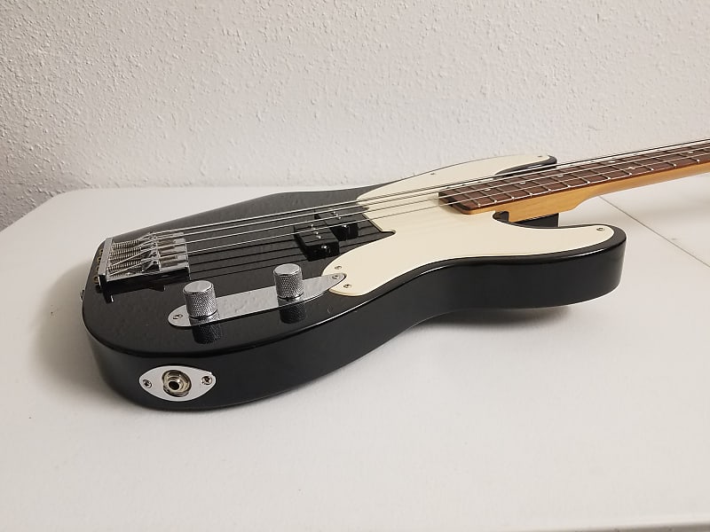 Fender Mike Dirnt Road Worn Precision Bass White Blonde
