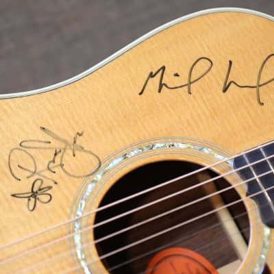 1997 Gibson CL-40 Artist Natural Acoustic/ Electric Guitar Signed by The Wallflowers + OHSC image 7
