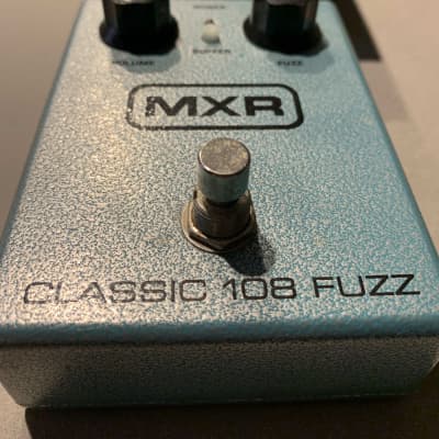 MXR M173 Classic 108 Fuzz | Reverb Canada