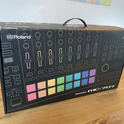 Roland MC-707 Groovebox 2019 - Present - Black image 2
