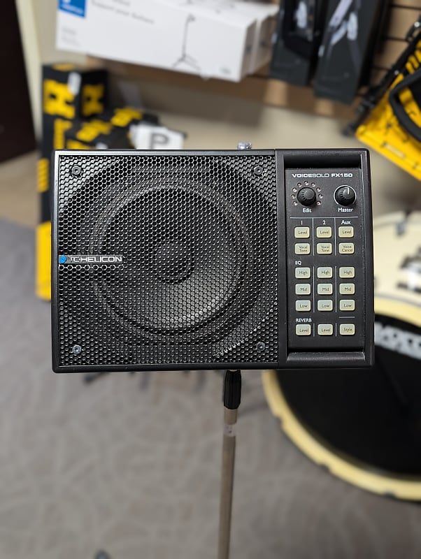 TC Helicon VoiceSolo FX150 Personal PA & Monitor with