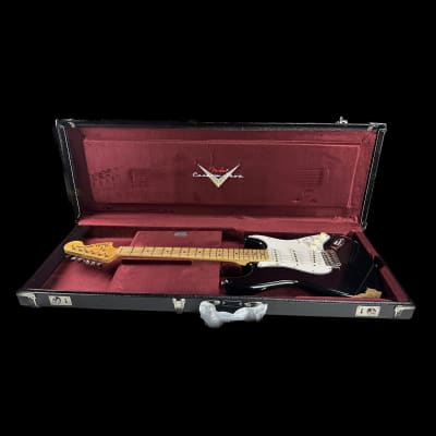 Mint Fender Custom Shop Limited Edition 1968 Stratocaster Relic Aged Black w/case image 13