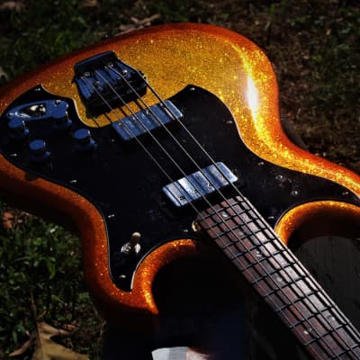 Hagstrom F400 1972 Honey Goldburst Metalflake.  Refinished. Excellent Player. Short neck bass. FAST. image 13