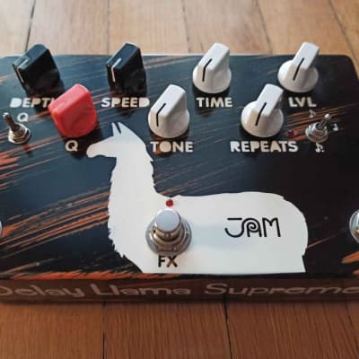 JAM Pedals delay llama supreme and expression pedal image 2