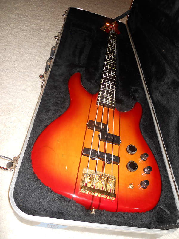 Usa Peavey Unity Dyna Bass 1992 97 Sunburst With Original Reverb