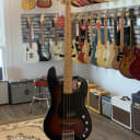 Fender Deluxe Active Precision Bass® Special, Maple Fingerboard, 3 Color Sunburst
