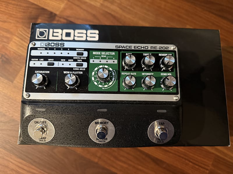 Boss RE-202 Space Echo