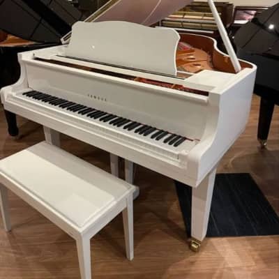 Yamaha GC2 Disklavier 5′ 8″ Grand Piano, White image 1