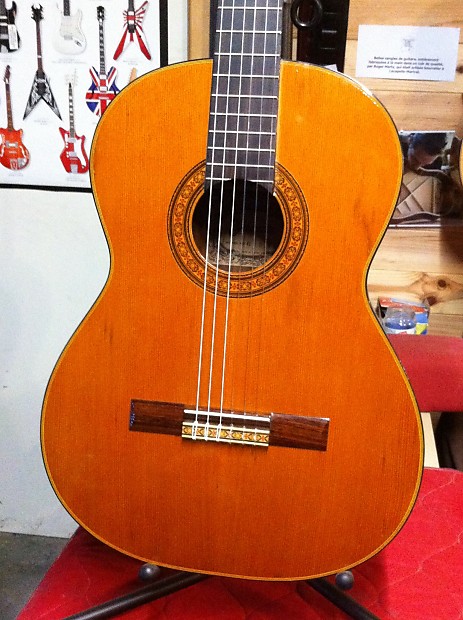 ② Valencia CG190 à cordes nylon Guitare classique — Instruments à corde, Guitares